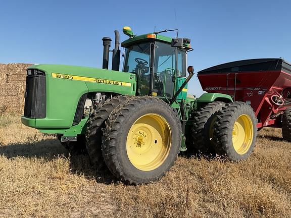 Image of John Deere 9200 equipment image 1