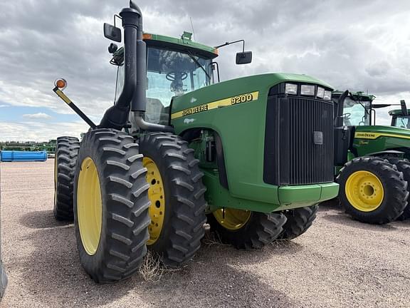 Image of John Deere 9200 equipment image 2