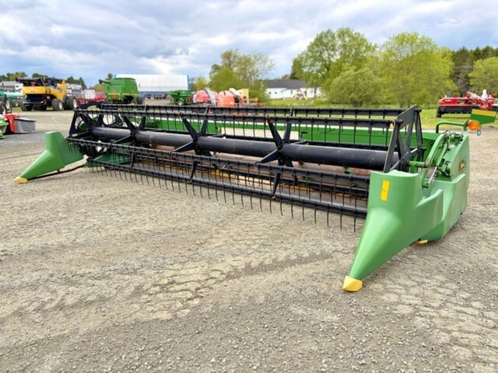 2001 John Deere 920F Equipment Image0
