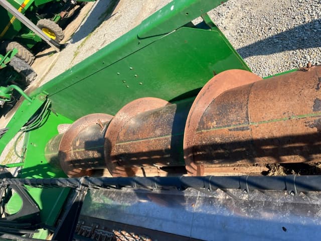 Image of John Deere 920F equipment image 3