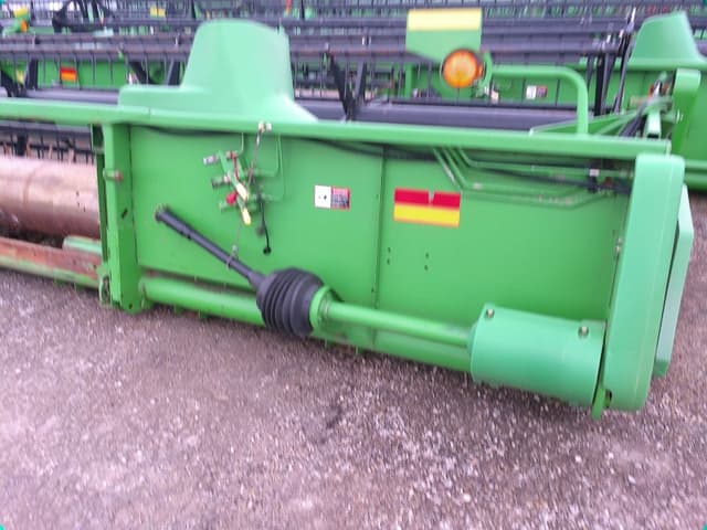 Image of John Deere 920F equipment image 4