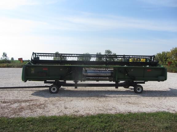 Image of John Deere 925F equipment image 3