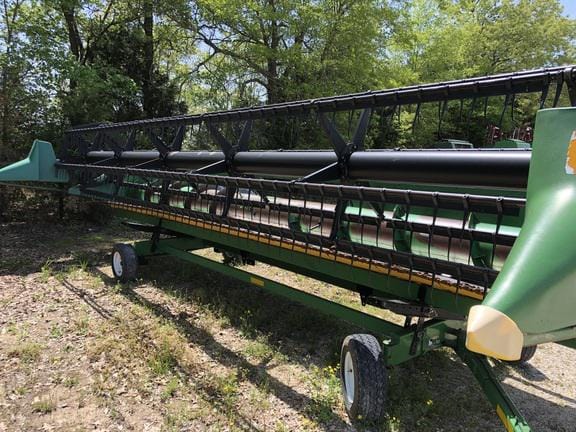 Main image John Deere 925F