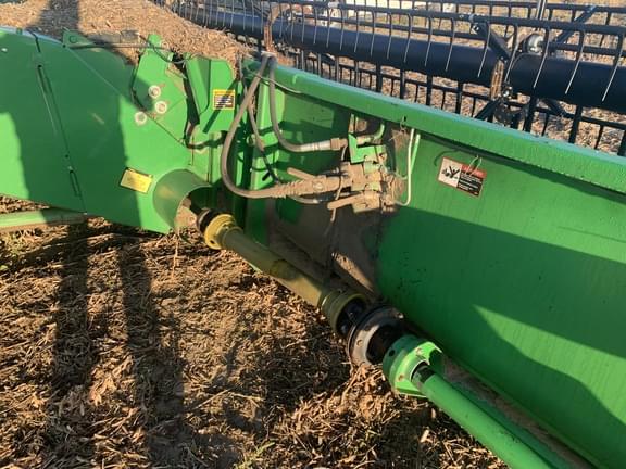 Image of John Deere 925F equipment image 4