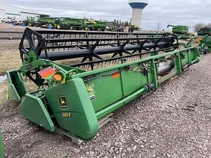 Main image John Deere 925F