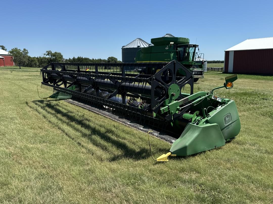 Image of John Deere 925F Primary image