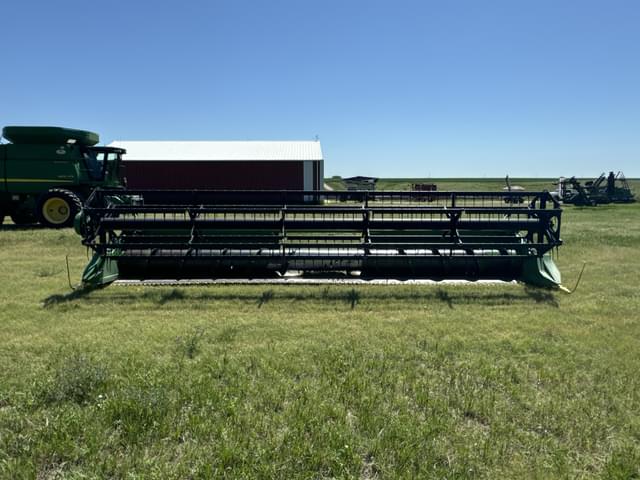 Image of John Deere 925F equipment image 2