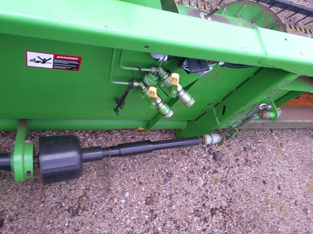 Image of John Deere 925F equipment image 2
