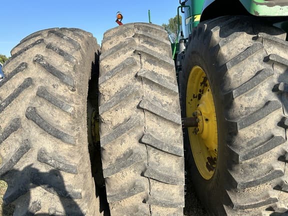 Image of John Deere 9300 equipment image 4