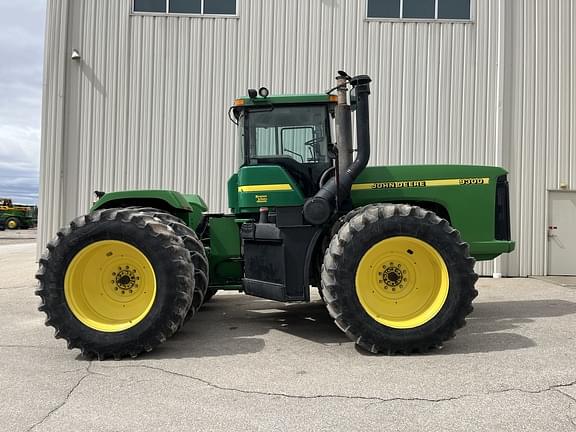 Image of John Deere 9300 equipment image 1