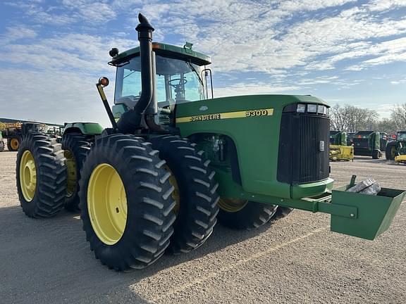 Image of John Deere 9300 equipment image 1