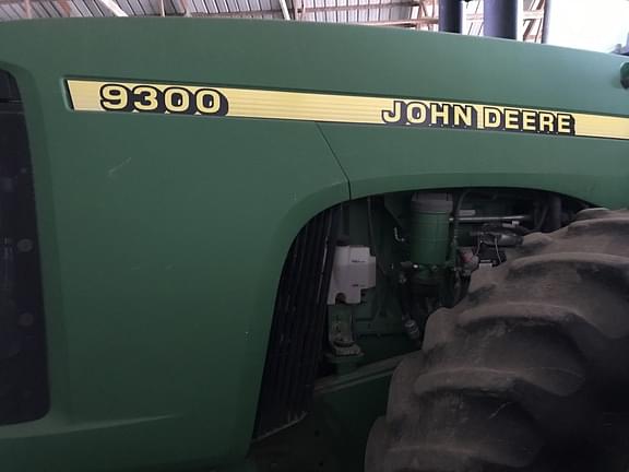 Image of John Deere 9300 equipment image 3