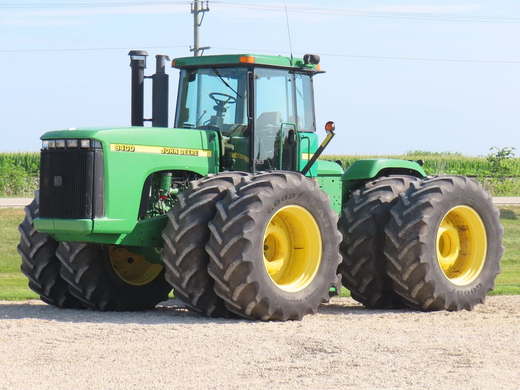 2001 John Deere 9400 Equipment Image0