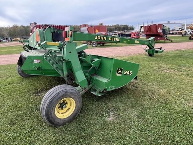 Image of John Deere 946 equipment image 4