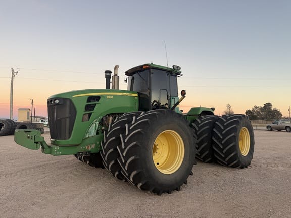 2001 John Deere 9530 Equipment Image0