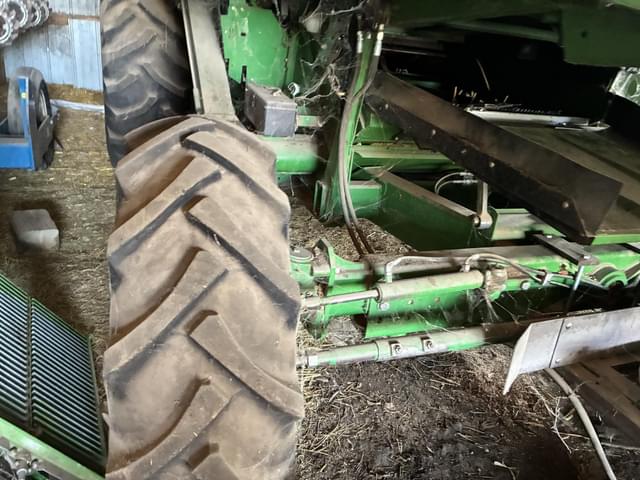 Image of John Deere 9550 equipment image 3