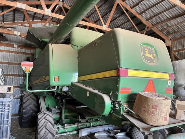 Image of John Deere 9550 equipment image 1