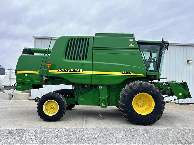 Image of John Deere 9550 equipment image 4