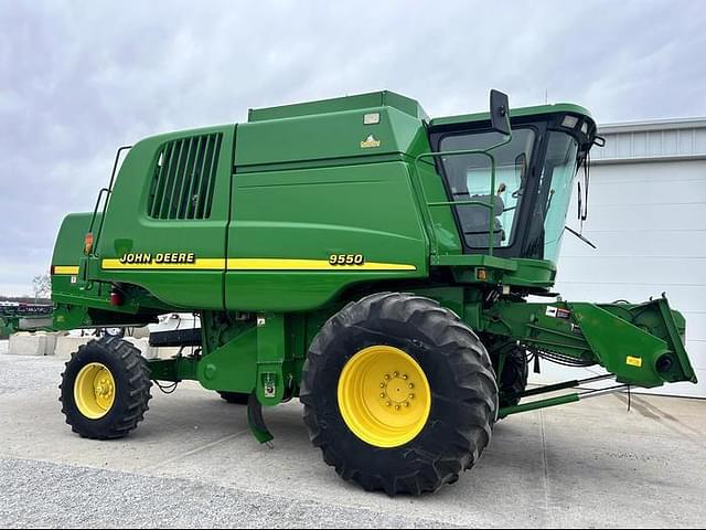 Image of John Deere 9550 equipment image 1