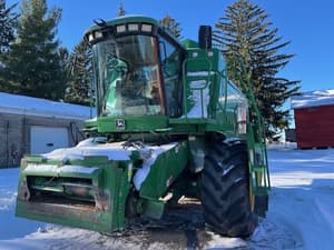 2001 John Deere 9550 Image