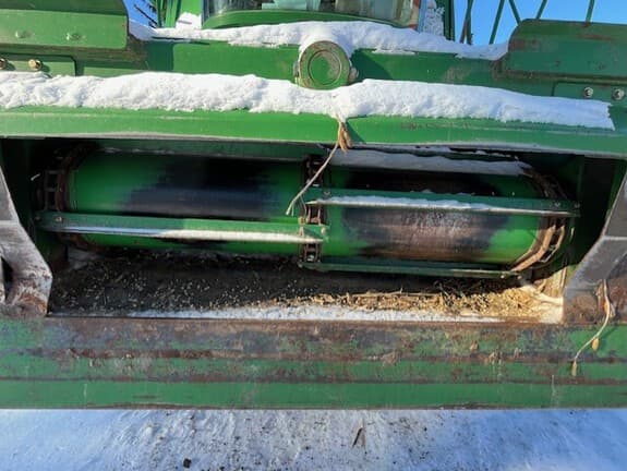 Image of John Deere 9550 equipment image 1