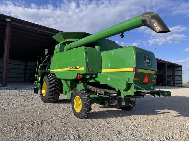 Image of John Deere 9550 equipment image 2