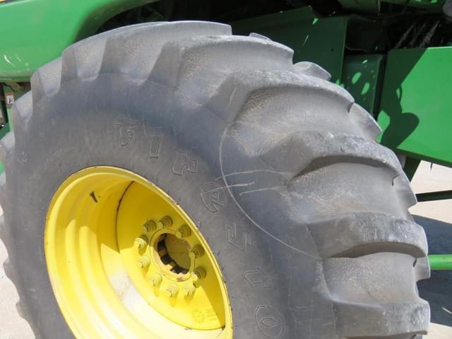 Image of John Deere 9550 equipment image 4