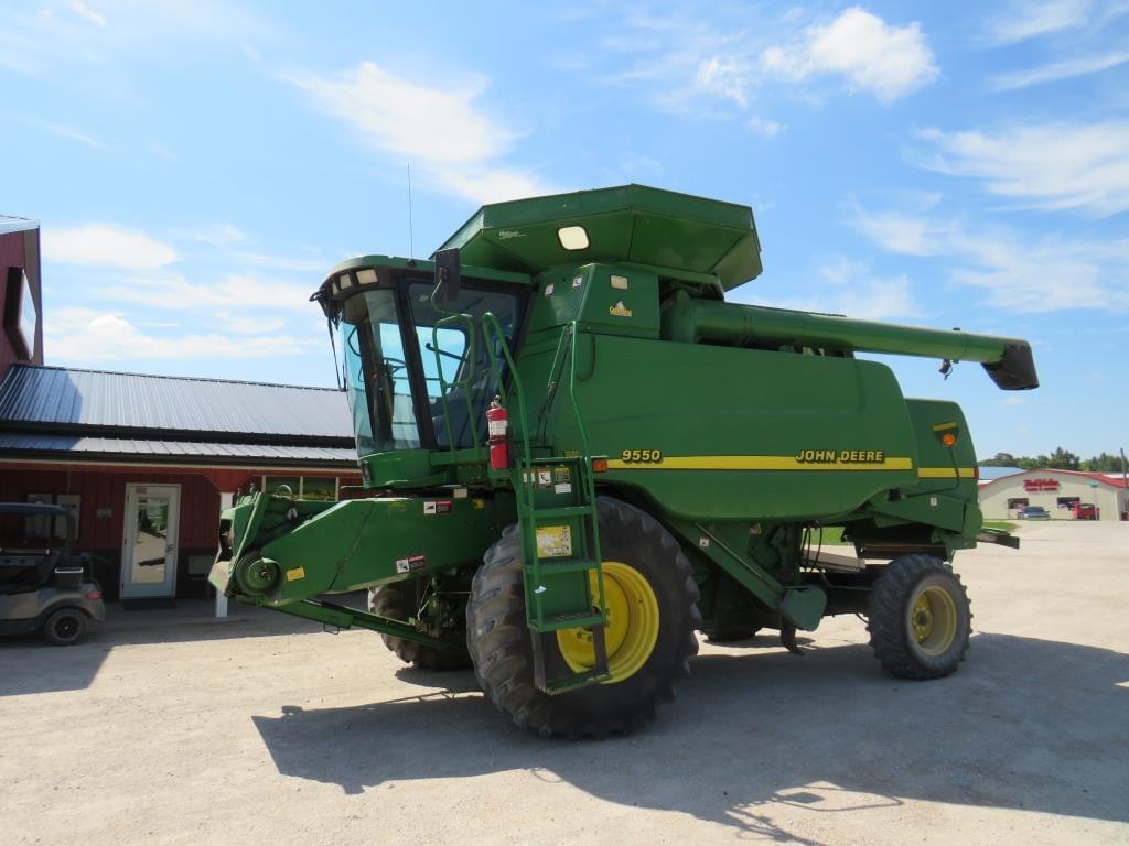 Image of John Deere 9550 Primary image