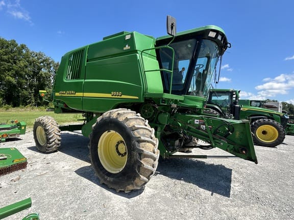 2001 John Deere 9550 Equipment Image0