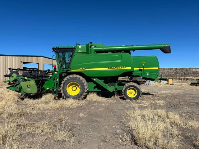 Image of John Deere 9550 equipment image 1