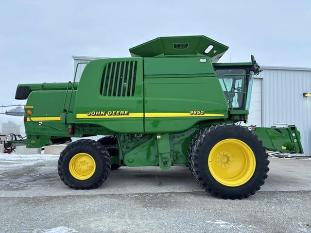 Image of John Deere 9650 equipment image 2