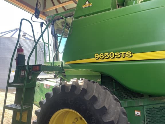 Image of John Deere 9650 STS equipment image 2