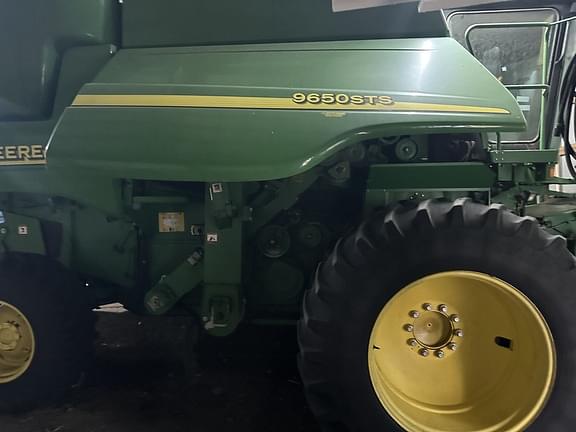 Image of John Deere 9650 STS equipment image 4