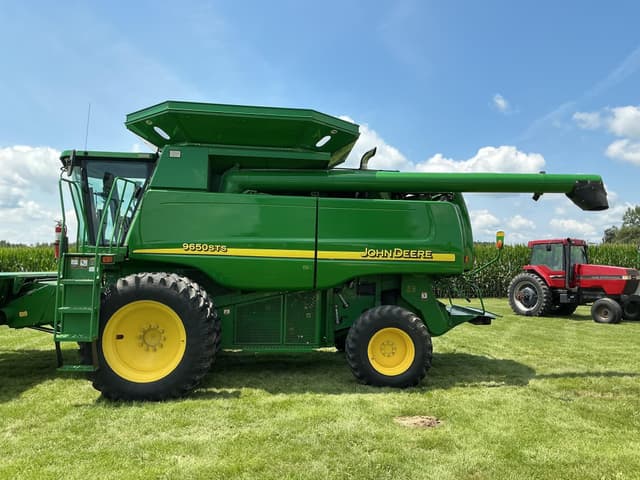 Image of John Deere 9650 STS equipment image 1