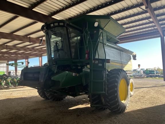 Image of John Deere 9650 STS equipment image 2