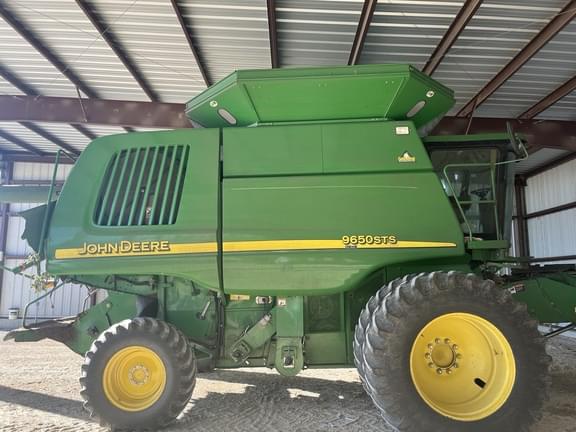 Image of John Deere 9650 STS equipment image 1