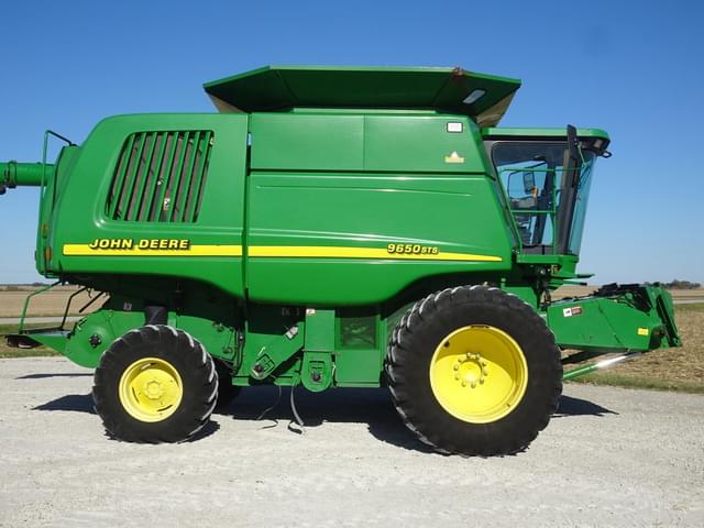 Image of John Deere 9650 STS equipment image 3