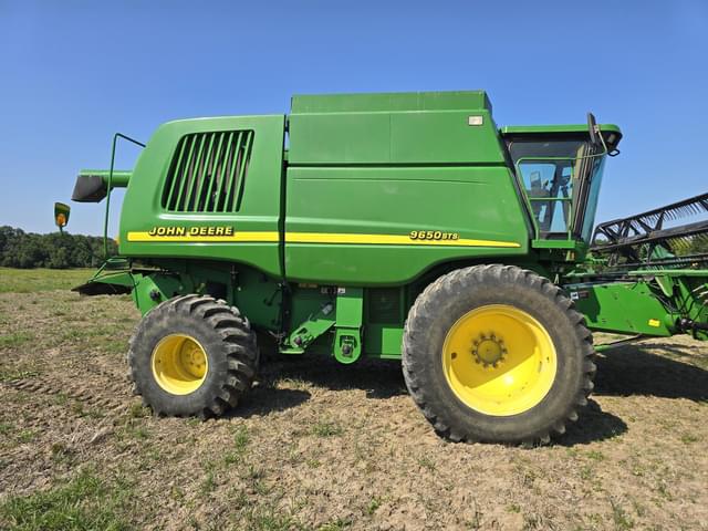 Image of John Deere 9650 STS equipment image 3