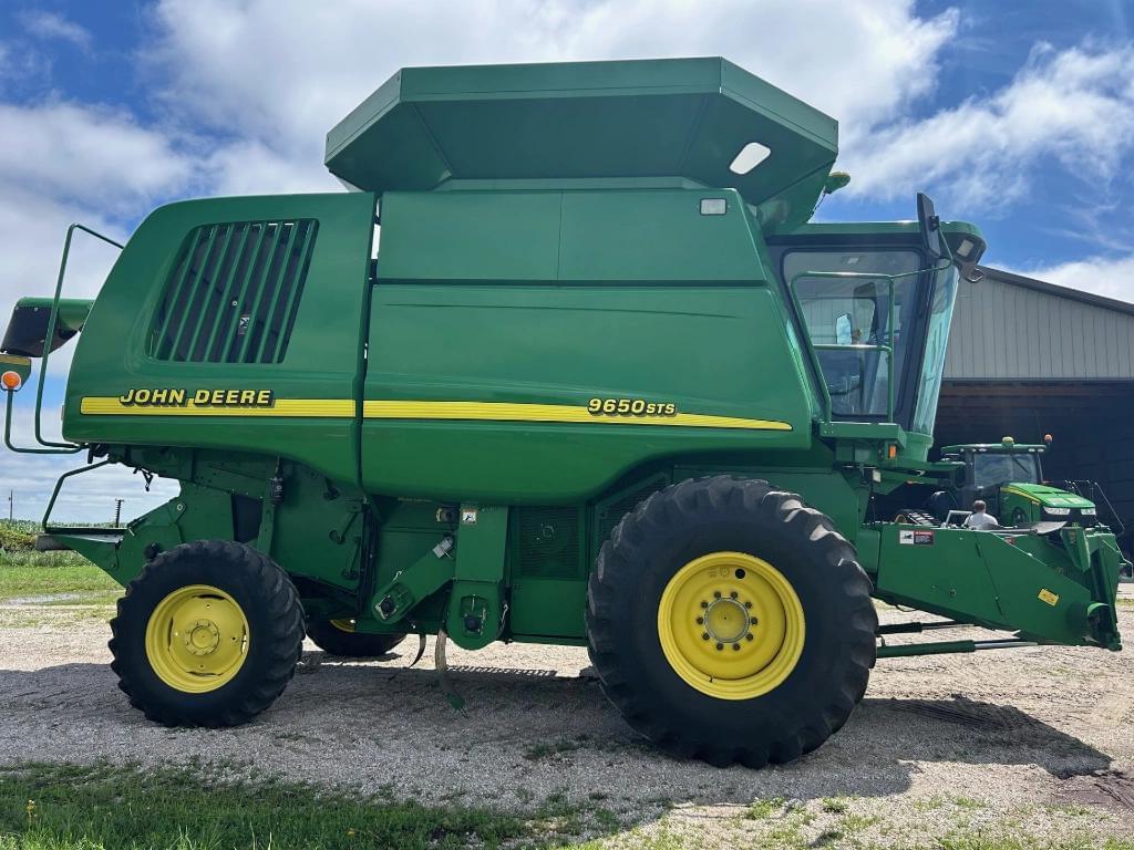 Image of John Deere 9650 STS Image 1