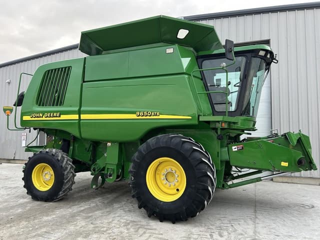 Image of John Deere 9650 STS equipment image 1