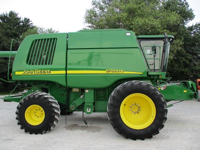 Image of John Deere 9750 STS equipment image 3