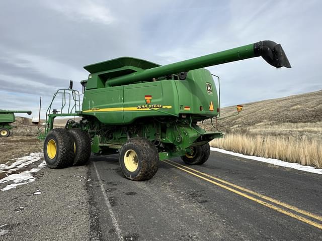 Image of John Deere 9750 STS equipment image 2