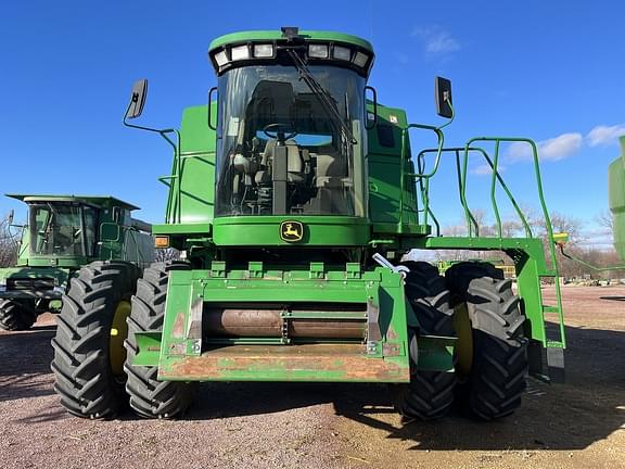 Image of John Deere 9750 STS equipment image 1