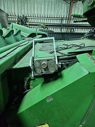 Image of John Deere 9750 STS equipment image 2