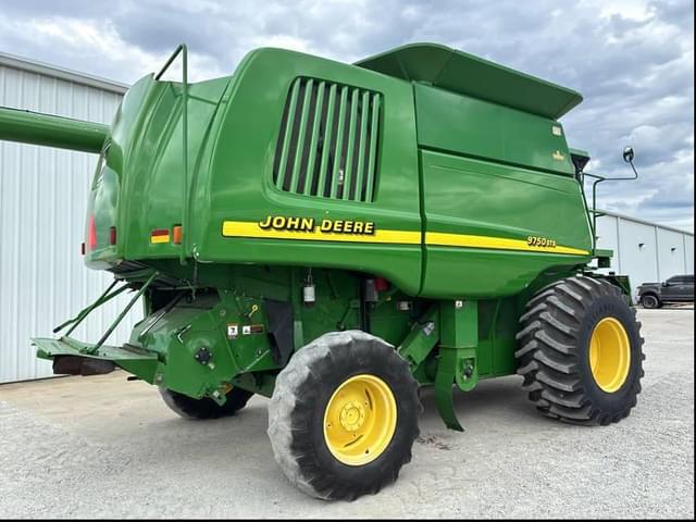 Image of John Deere 9750 STS equipment image 3