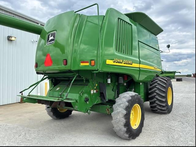 Image of John Deere 9750 STS equipment image 4
