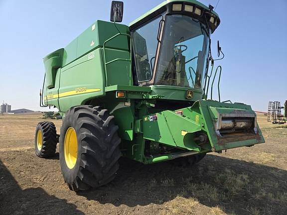 Image of John Deere 9750 STS equipment image 3