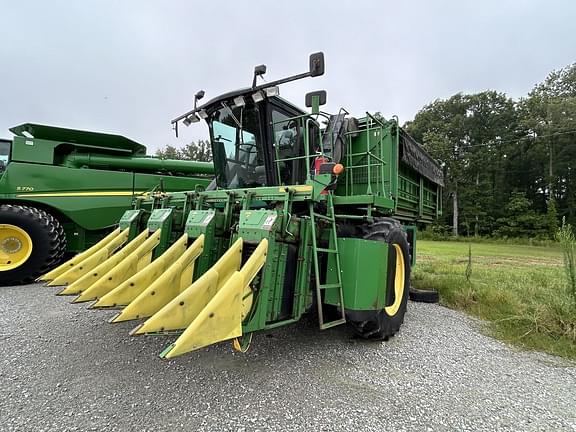 Image of John Deere 9976 equipment image 4