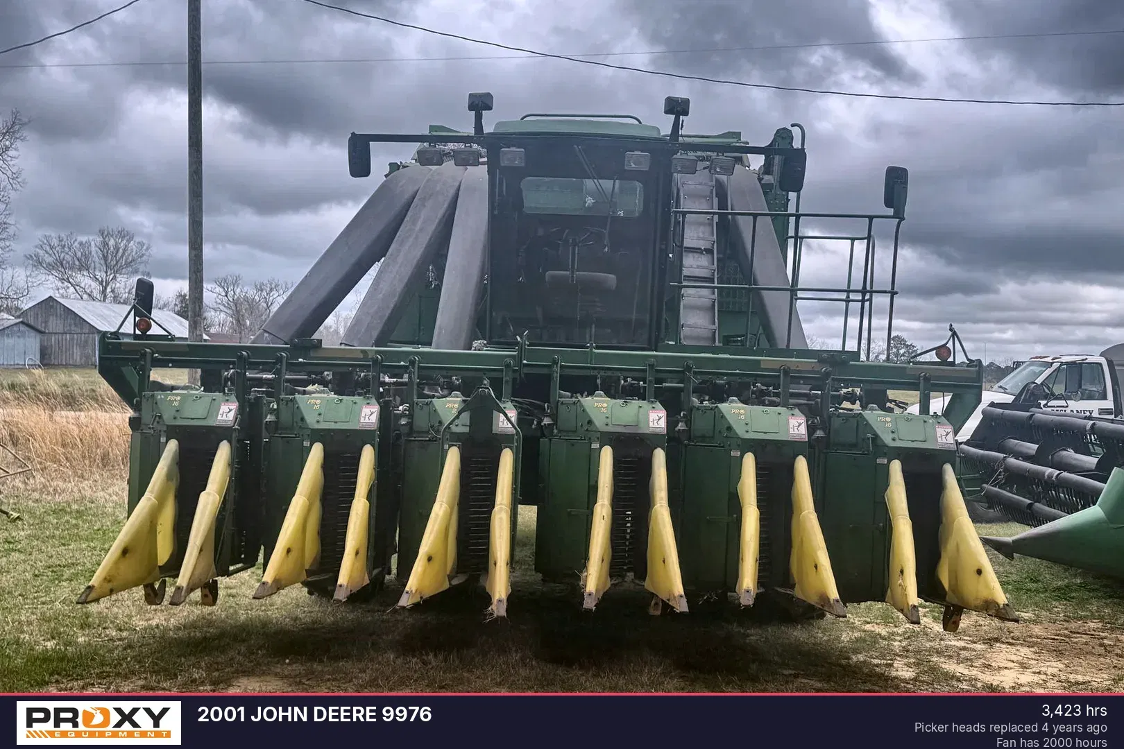 2001 John Deere 9976 Equipment Image0