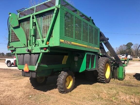 Image of John Deere 9976 equipment image 1